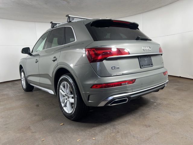 Used 2023 Audi Q5 2.0T Premium w/ Convenience Package AWD/4WD image 5