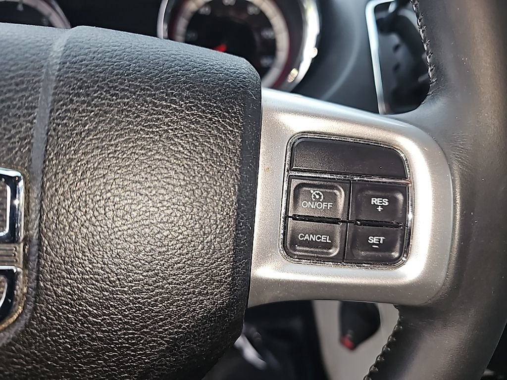 Used 2016 Dodge Grand Caravan American Value Package w/ UConnect Hands-Free Group image 18