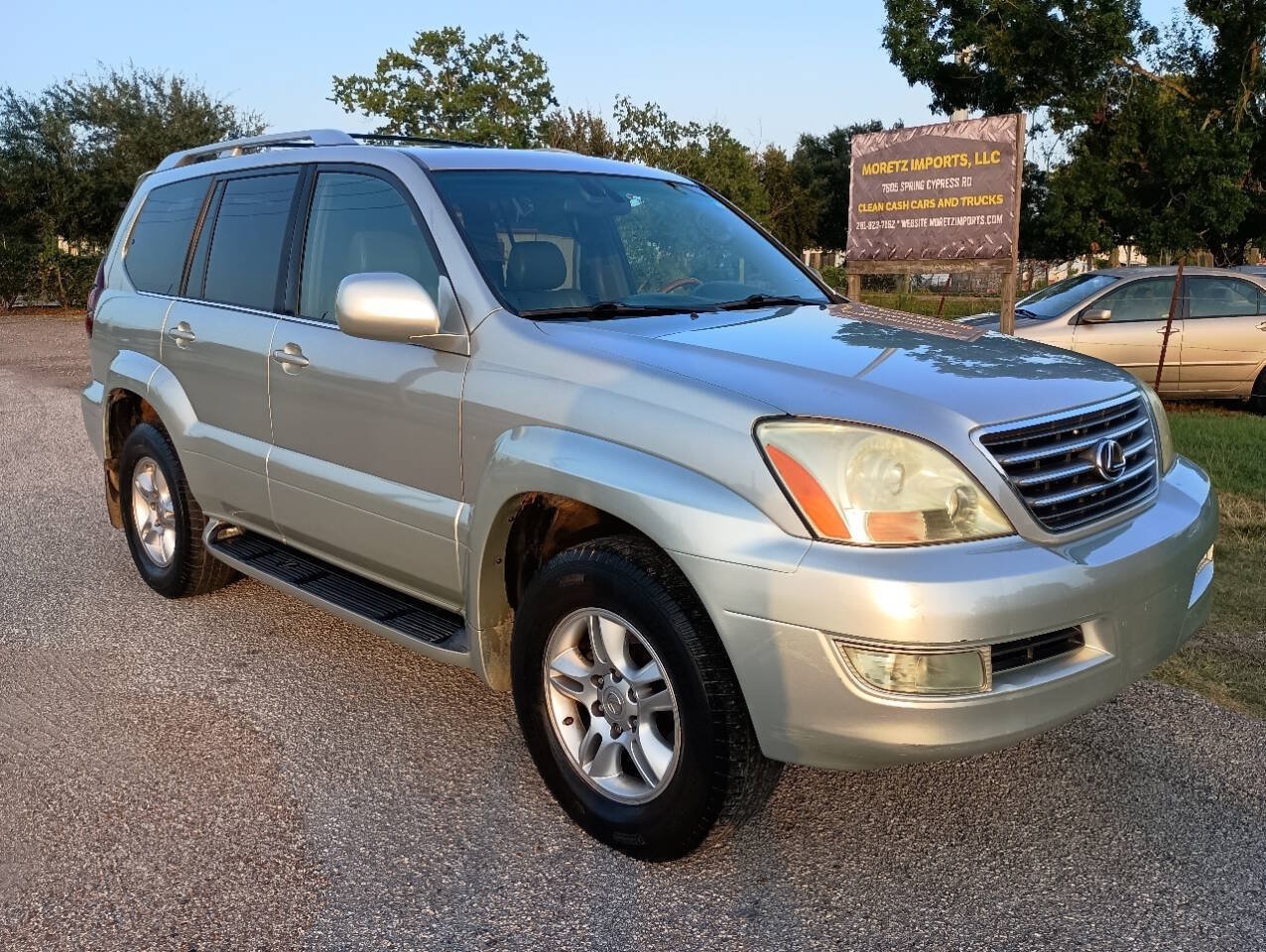 Used 2005 Lexus GX 470 AWD/4WD image 2