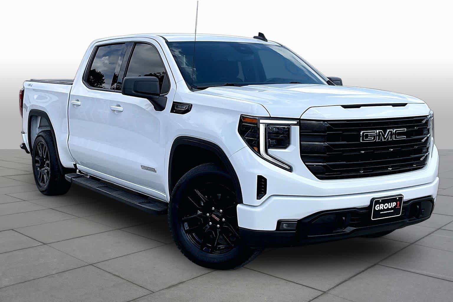 Used 2024 GMC Sierra 1500 Elevation w/ LPO, Elevation Black Package AWD/4WD image 3