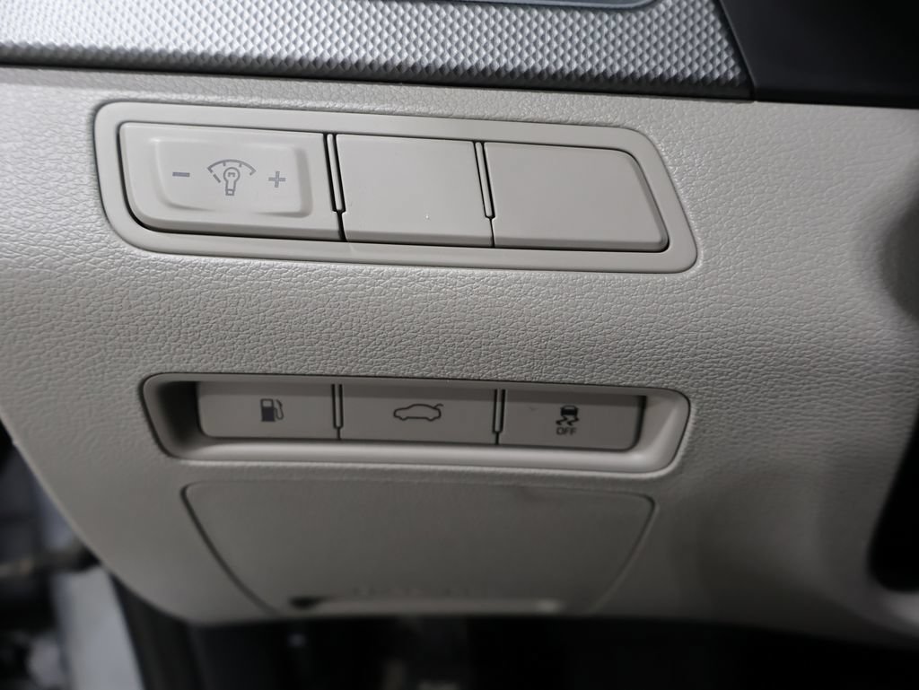 Used 2015 Hyundai Sonata SE FWD image 30