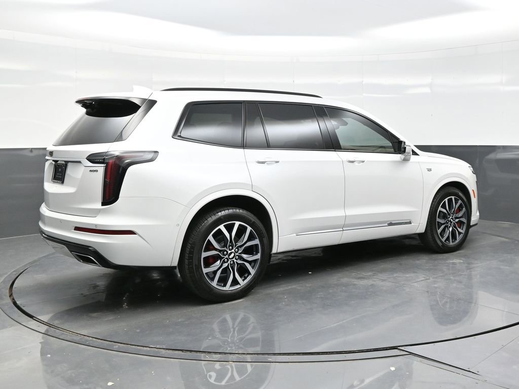 Certified 2025 Cadillac XT6 Sport w/ Platinum Package AWD/4WD image 7