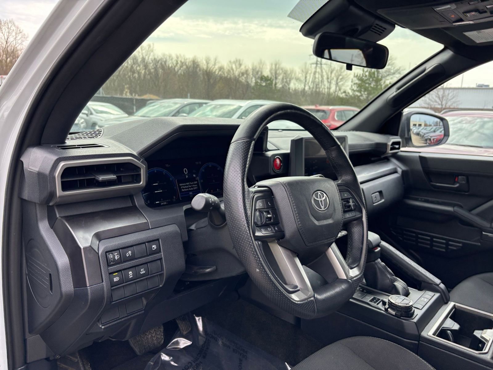 Used 2025 Toyota 4Runner TRD Off-Road AWD/4WD image 34