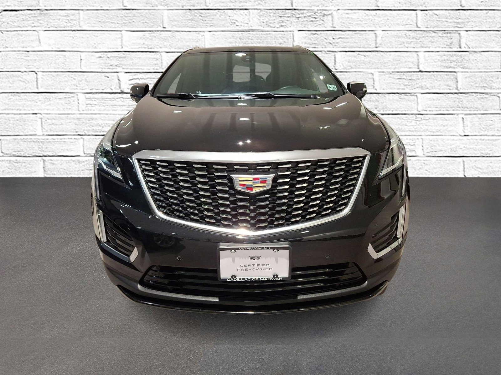 Certified 2024 Cadillac XT5 Luxury AWD/4WD image 9