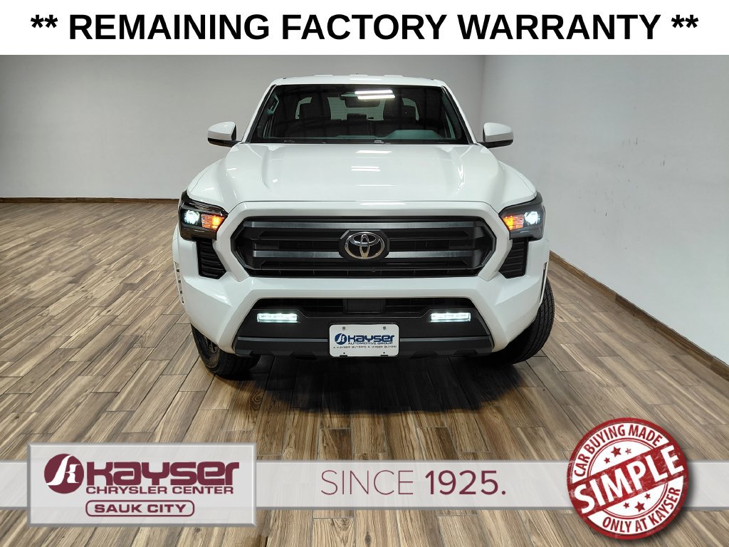 Used 2026 Toyota Tacoma SR5 AWD/4WD image 3