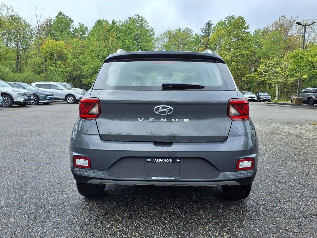 New 2026 Hyundai Venue SEL FWD image 5