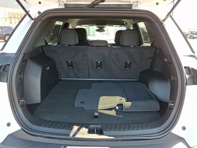 Used 2026 Chevrolet Equinox LT image 30