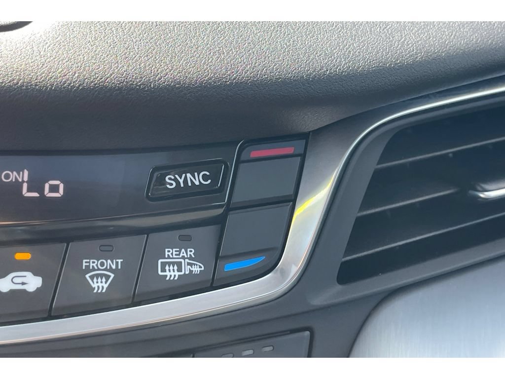 Certified 2025 Acura TLX w/ Technology Package FWD image 28