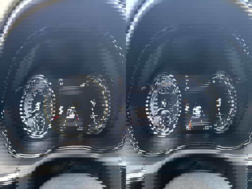 Used 2023 Genesis GV70 2.5T w/ Winter Weather Package image 29