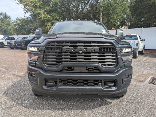 New 2026 RAM 3500 Big Horn AWD/4WD image 9