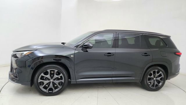 Used 2026 Lexus TX 500h AWD w/ Technology Package image 3