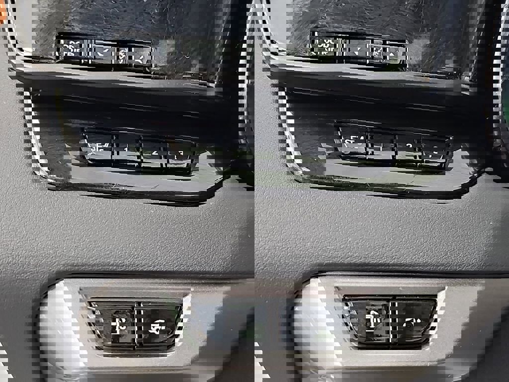 Certified 2025 Lexus RX 350h w/ Convenience Package image 29