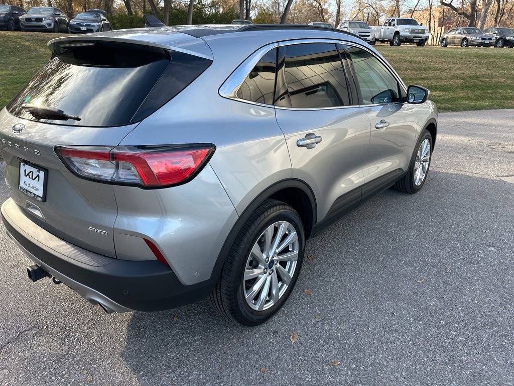 Used 2022 Ford Escape Titanium w/ Titanium Elite Package image 5