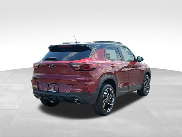 Used 2025 Chevrolet TrailBlazer RS w/ Convenience Package AWD/4WD image 3