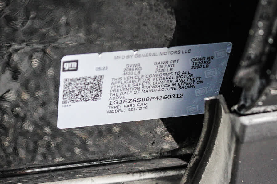 Used 2023 Chevrolet Bolt EUV Premier w/ Redline Edition FWD image 35