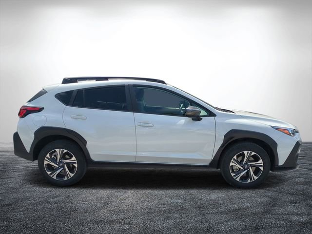 Used 2024 Subaru Crosstrek 2.0i Premium AWD/4WD image 2