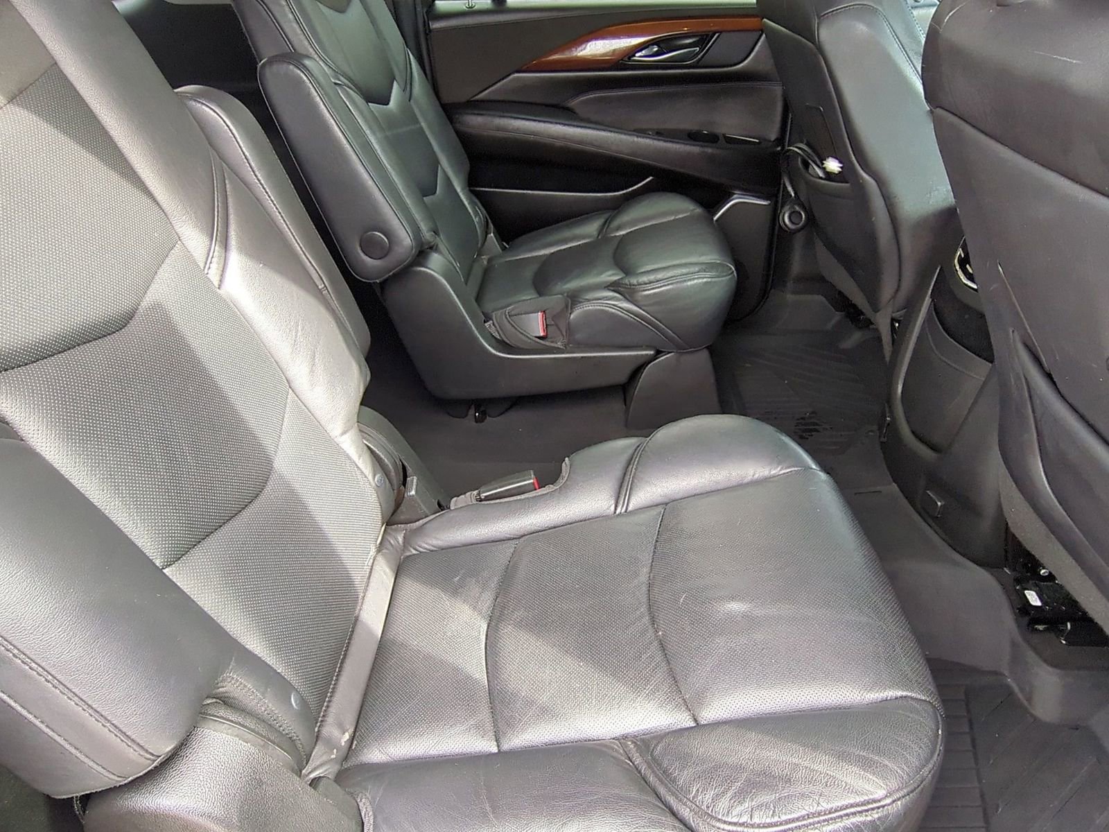 Used 2019 Cadillac Escalade ESV Luxury image 27