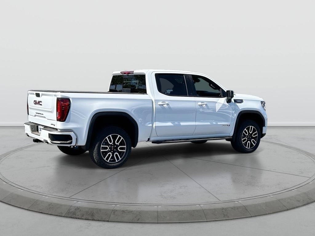 Used 2026 GMC Sierra 1500 AT4 w/ Technology Package AWD/4WD image 8