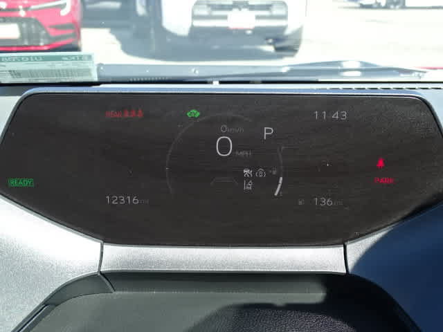 Used 2024 Toyota Prius FWD image 25