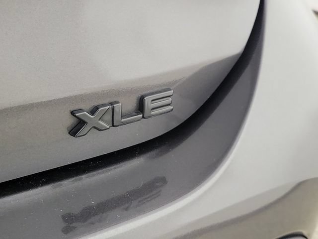 Used 2023 Toyota Highlander XLE FWD image 9