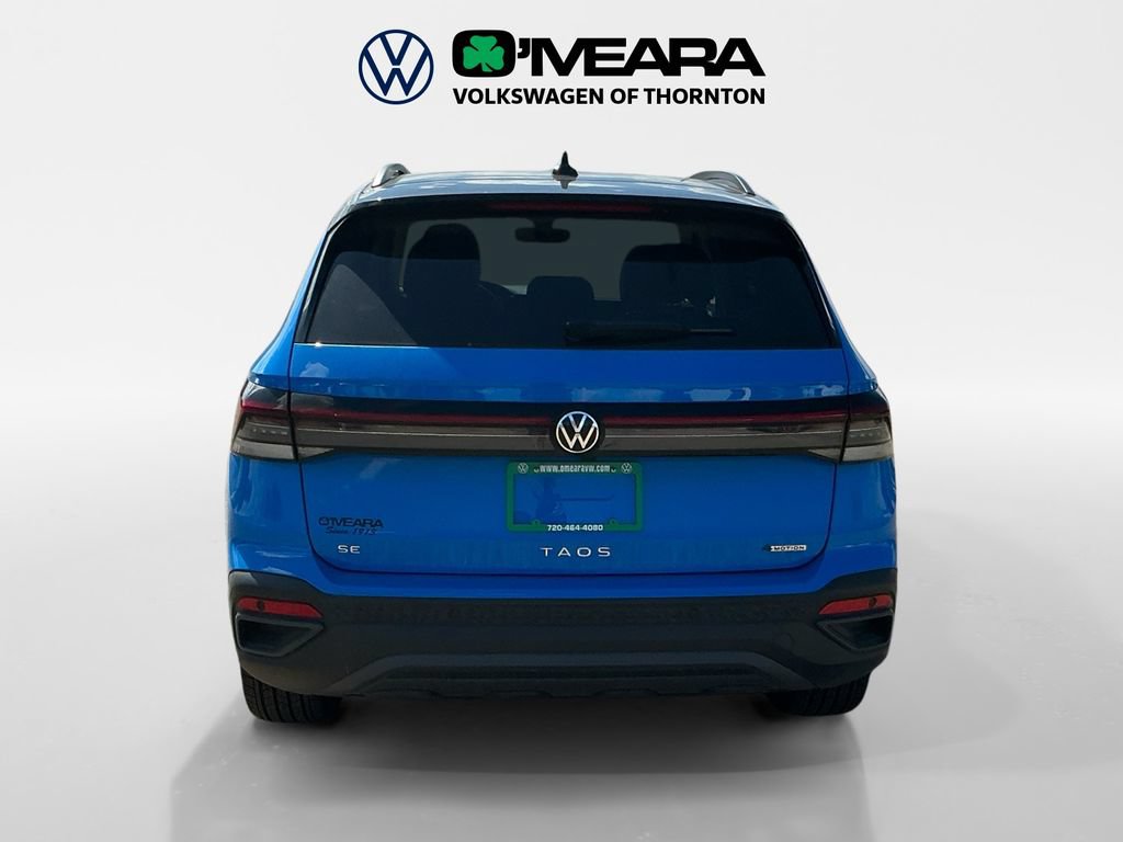 Used 2025 Volkswagen Taos SE AWD/4WD image 4