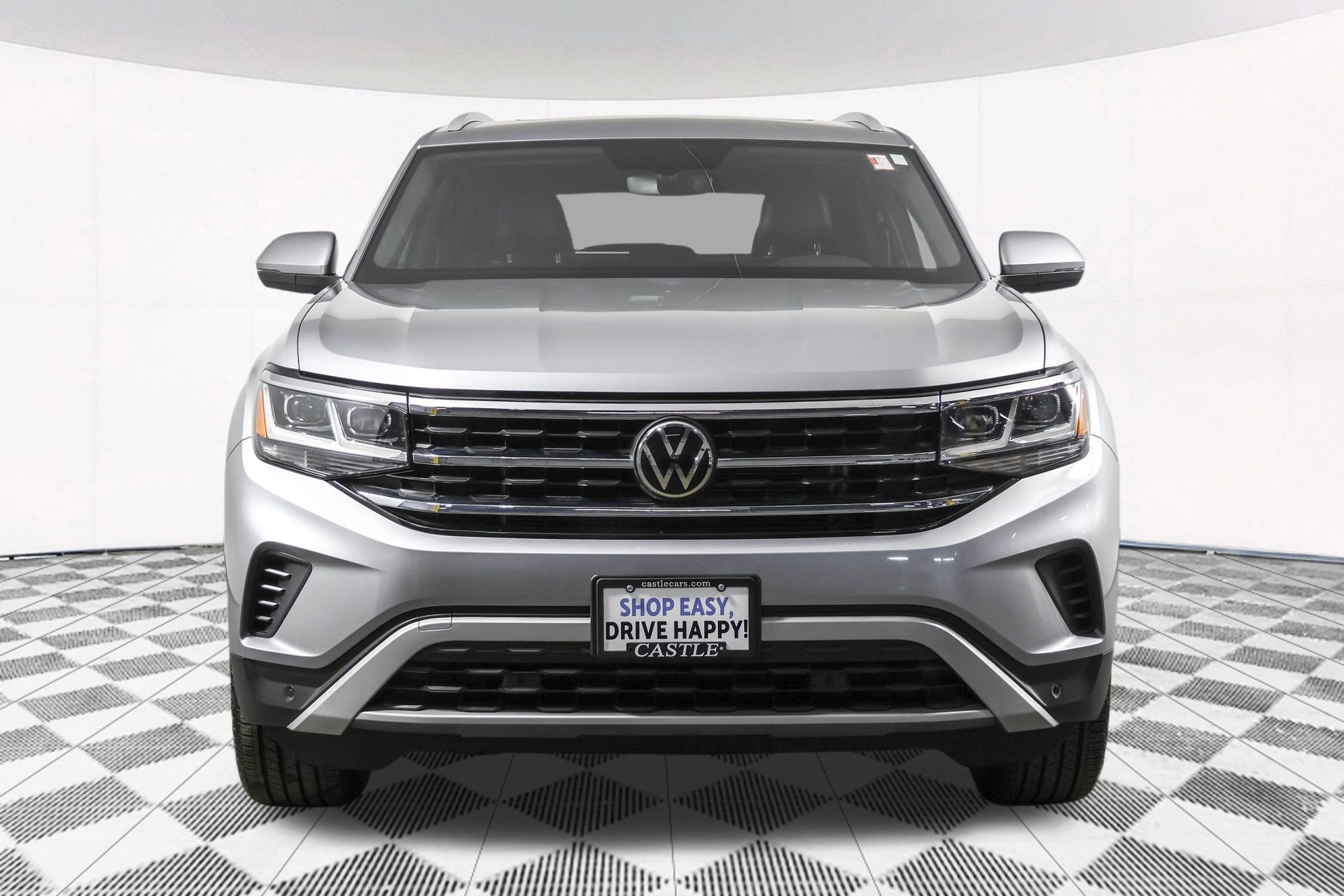 Used 2020 Volkswagen Atlas Cross Sport SE w/ Panoramic Sunroof Package image 10