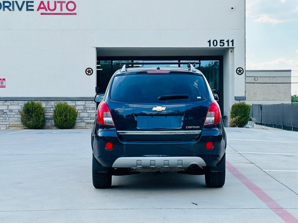 Used 2015 Chevrolet Captiva Sport LT w/ Convenience Package FWD image 9