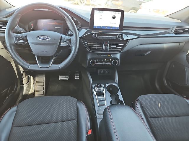 Used 2024 Ford Escape ST-Line w/ Cold Weather Package image 12