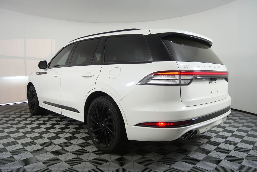 Used 2025 Lincoln Aviator Reserve w/ Jet Appearance Package image 5