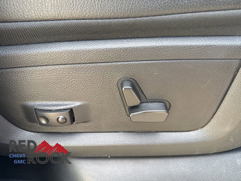 Used 2022 RAM 2500 Laramie AWD/4WD image 13