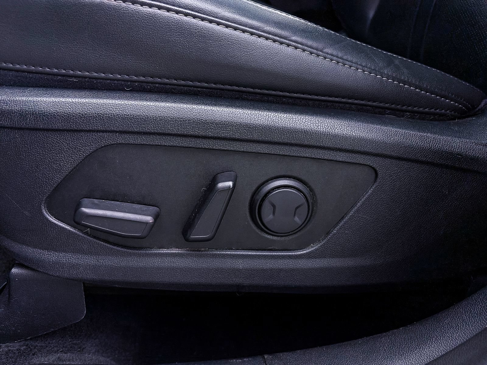 Used 2021 Kia Sorento S w/ Panoramic Sunroof Package FWD image 15
