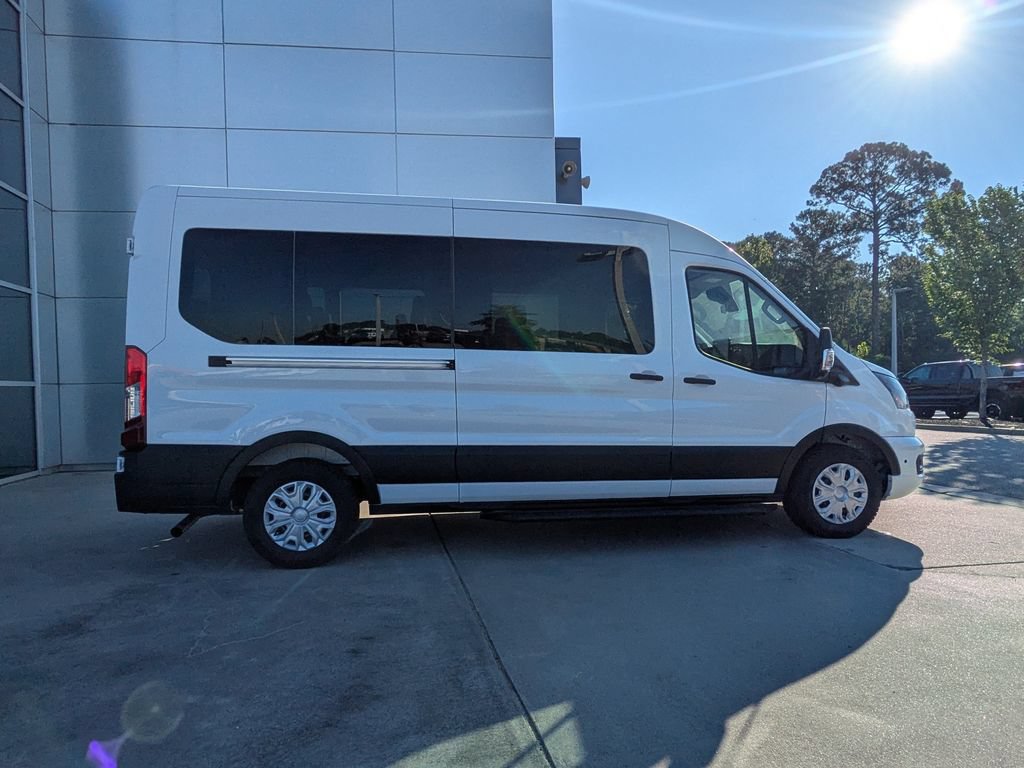 New 2026 Ford Transit 350 148 Medium Roof Wagon RWD image 2