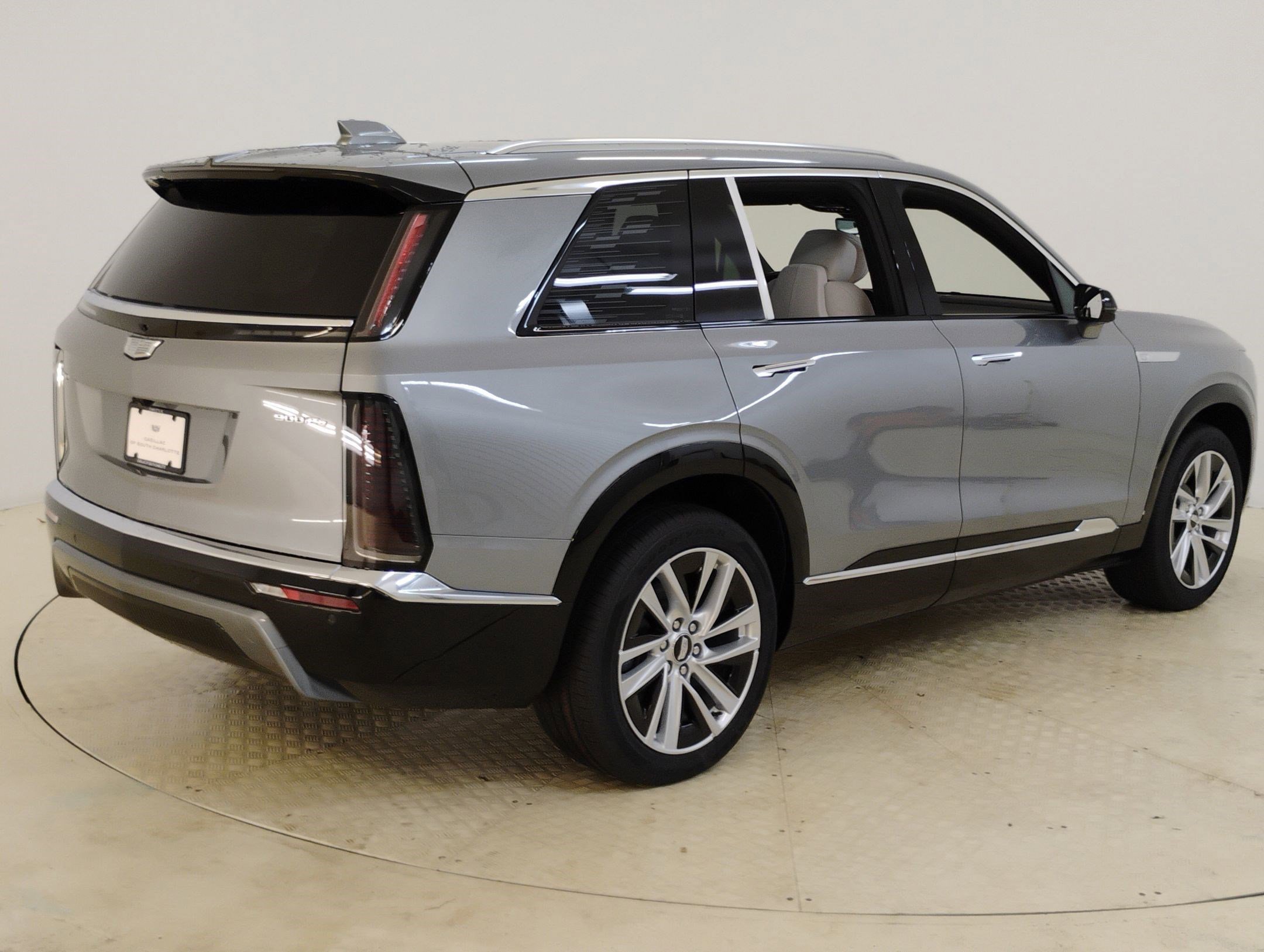 New 2026 Cadillac Vistiq Luxury image 9