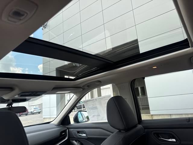 New 2026 Nissan Rogue SV w/ SV Premium Package image 14