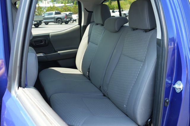 Used 2023 Toyota Tacoma SR5 w/ Technology Package AWD/4WD image 15