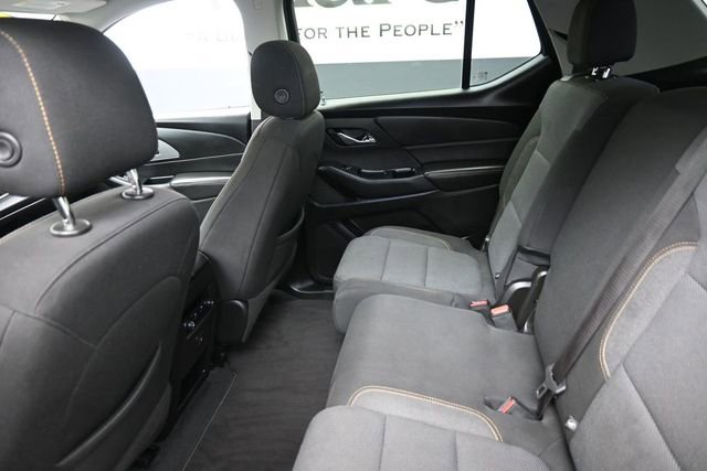 Used 2021 Chevrolet Traverse LS FWD image 23