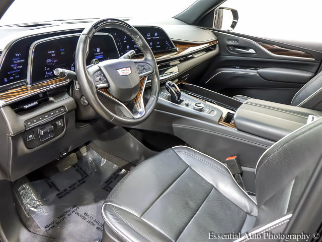 Certified 2024 Cadillac Escalade Premium Luxury w/ Performance Package AWD/4WD image 11