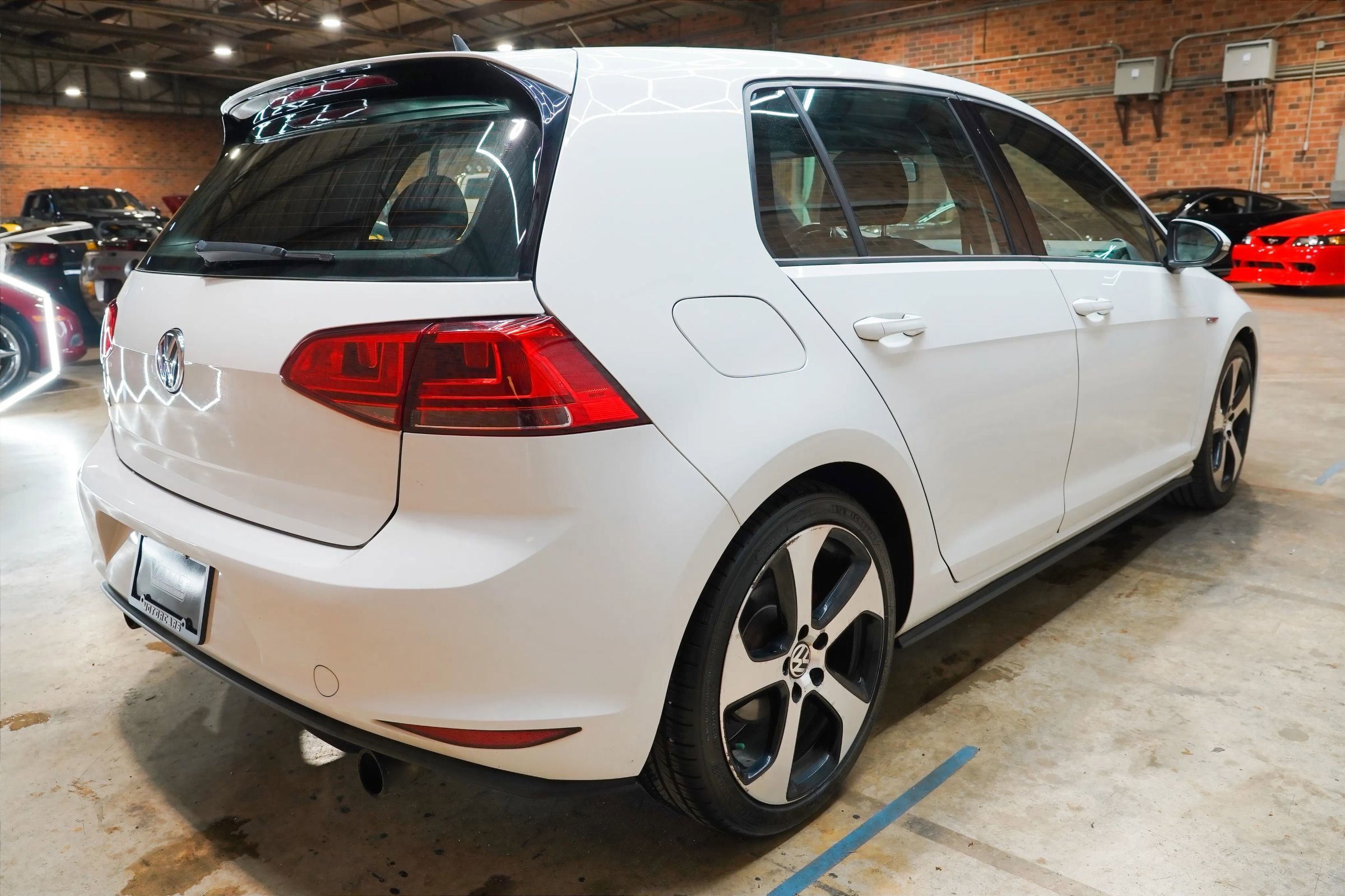Used 2015 Volkswagen GTI S FWD image 17