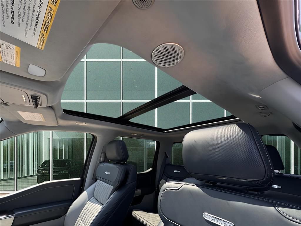 Used 2023 Ford F250 Limited w/ FX4 Off-Road Package image 18