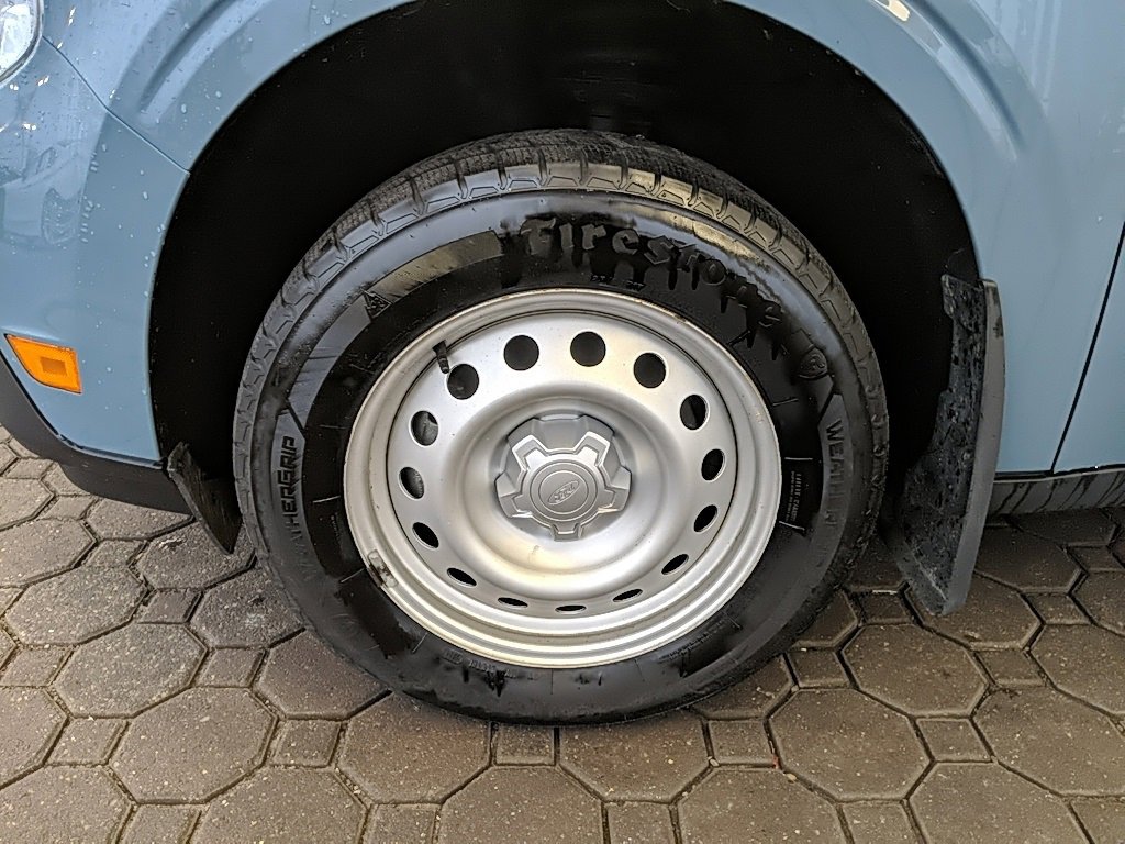 Certified 2022 Ford Maverick XL image 9