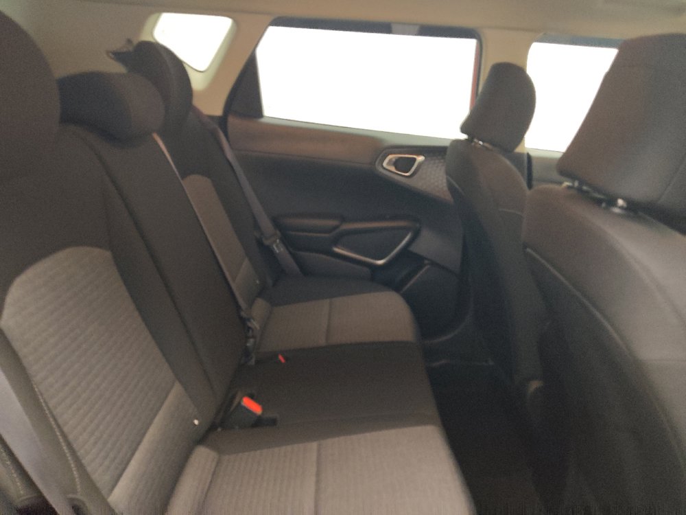 Used 2020 Kia Soul S FWD image 19