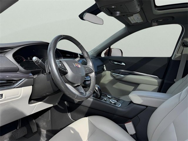 Used 2019 Cadillac XT4 Luxury w/ Cold Weather Package image 12