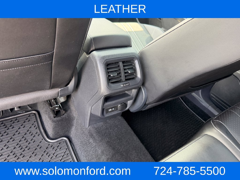 Used 2023 Volkswagen Tiguan SE R-Line FWD image 27