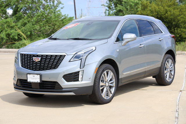 New 2025 Cadillac XT5 Premium Luxury w/ Technology Package FWD image 3