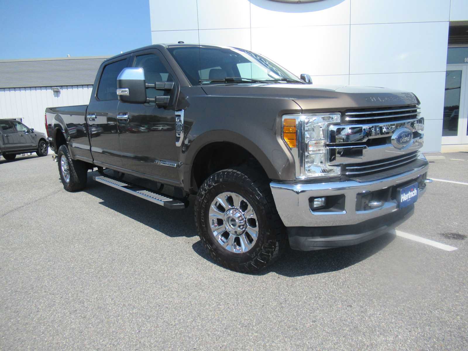 Used 2017 Ford F350 Lariat w/ Chrome Package AWD/4WD image 3