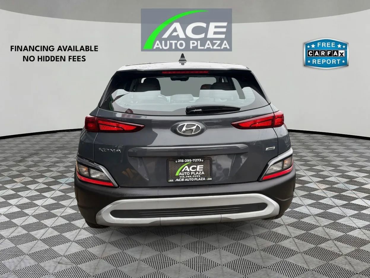Used 2023 Hyundai Kona SE image 6