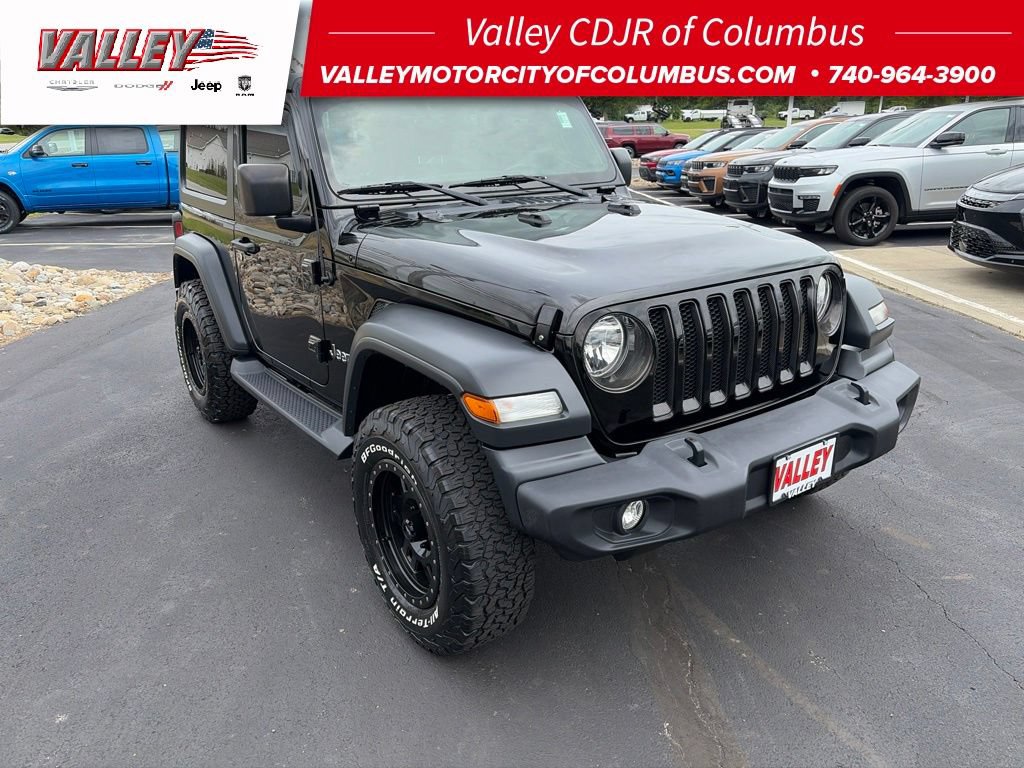 Certified 2018 Jeep Wrangler Sport AWD/4WD image 1