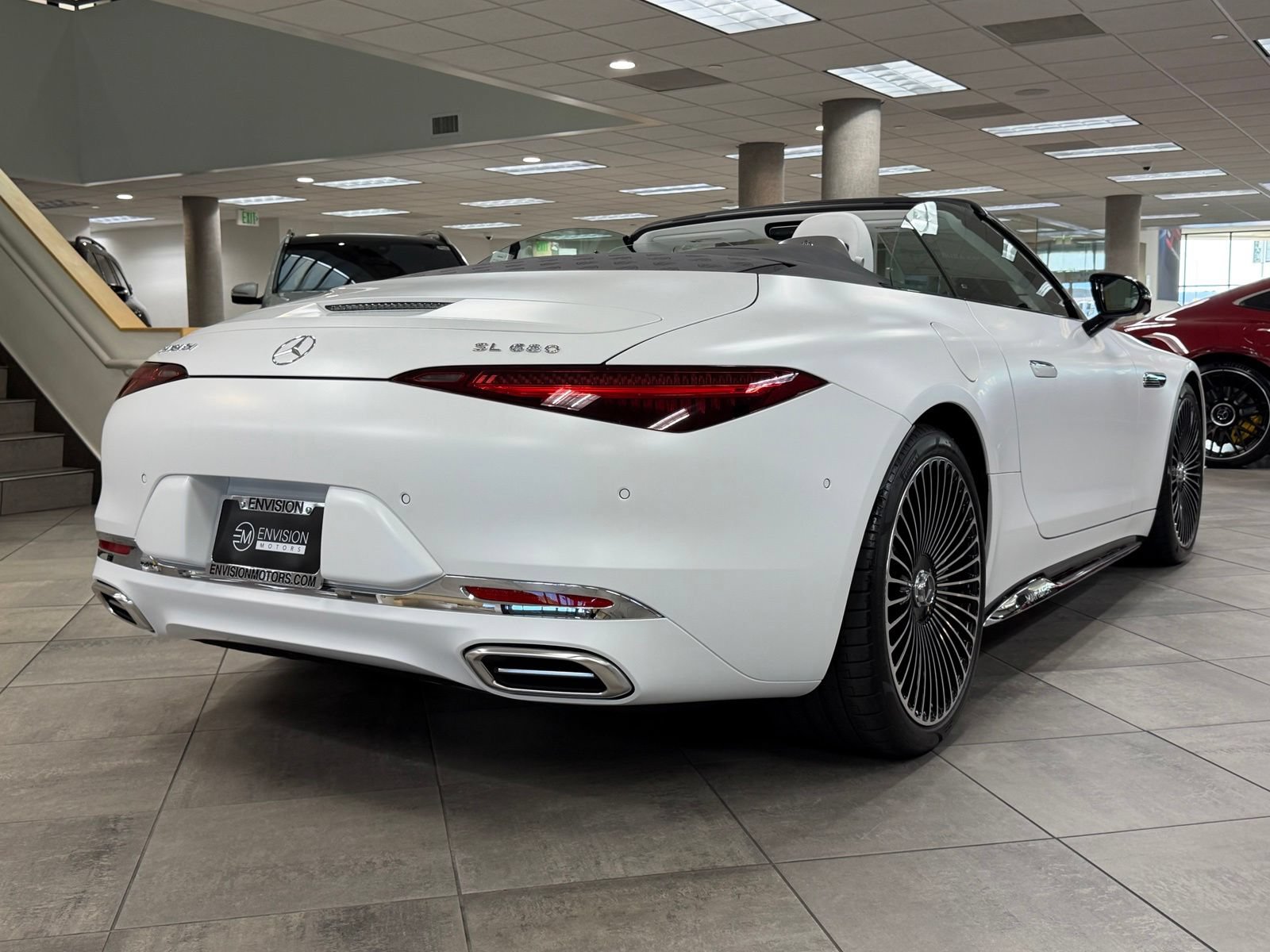 New 2026 Mercedes-Benz Maybach SL 680 image 9