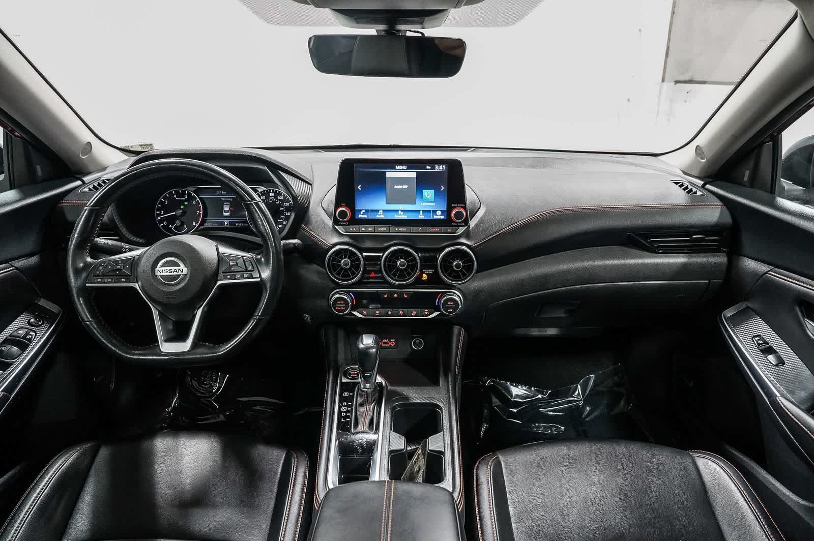 Used 2023 Nissan Sentra SR w/ SR Premium Package FWD image 12