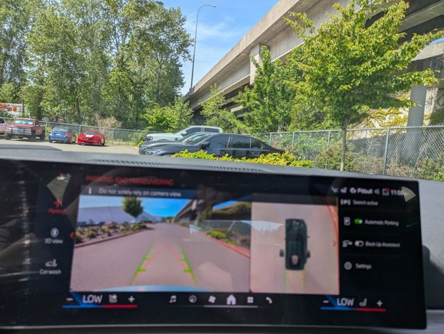 Used 2025 BMW i4 eDrive40 w/ Premium Package image 14